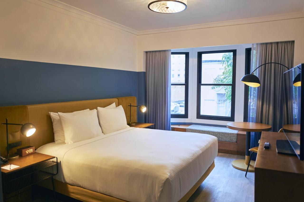 Executive King Room,1498638913:JPEG