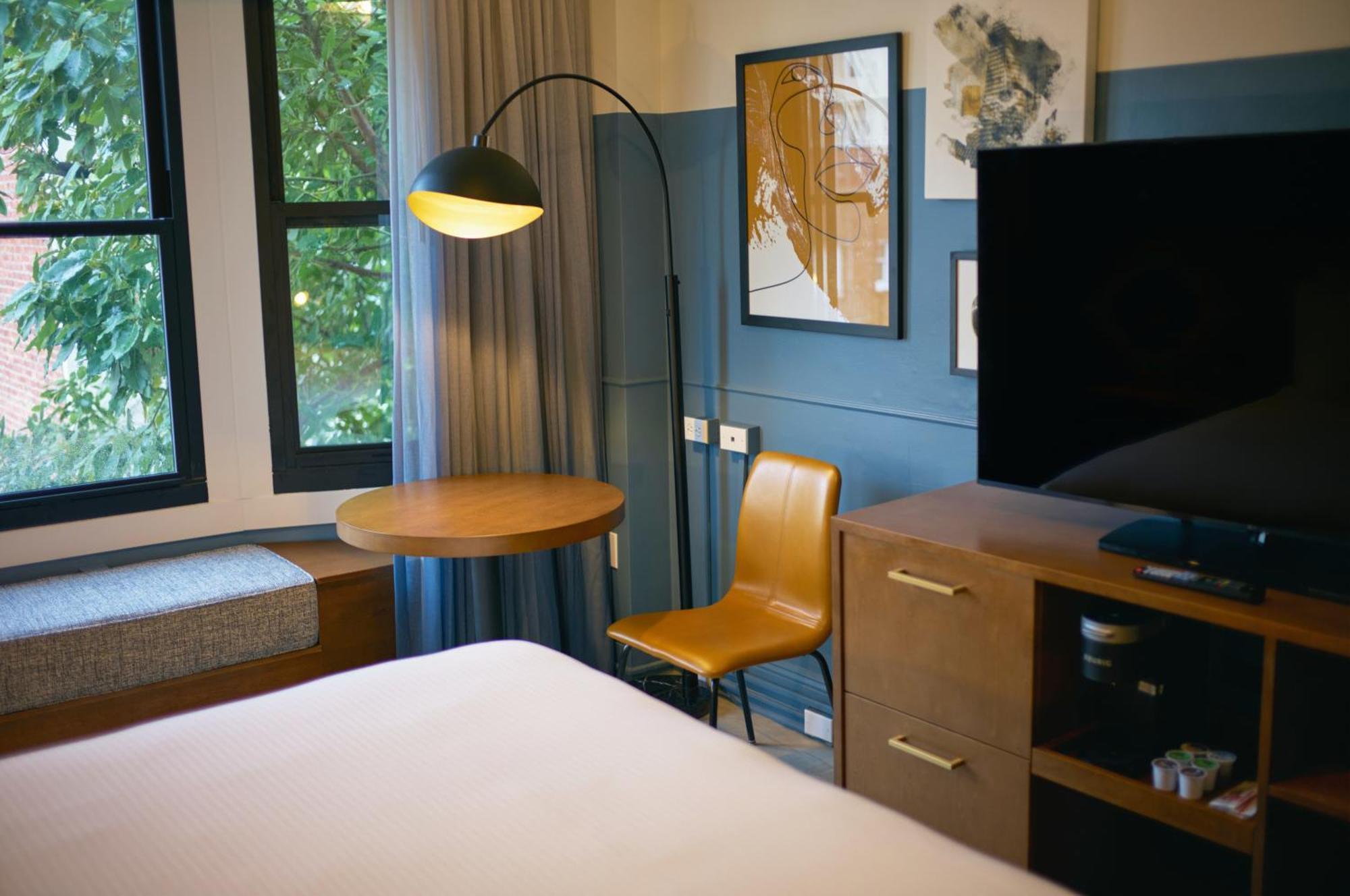Standard King Room